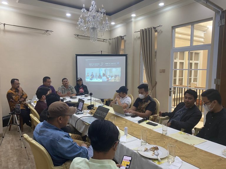 KONGKALIKONG PENCAPLOKAN RIBUAN HEKTAR HUTAN NEGARA MENJADI HGU PERUSAHAAN CRAZY RICH KALSEL, MASYARAKAT SIPIL KELUHKAN PENGADUAN ‘MACET’ DI 5 LEMBAGA NEGARA