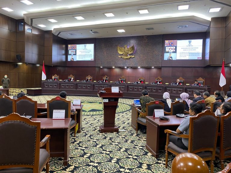Komite Pembela Hak Konstitusional (KEPAL)